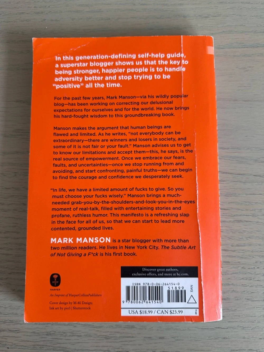 The Subtle Art of Not Giving a F*ck Paperback Book - Mark Manson - Picture 2 of 5